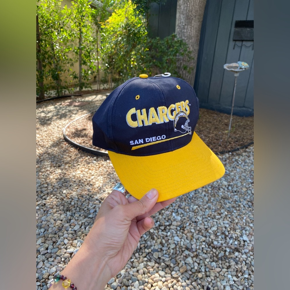 VINTAGE-SAN DIEGO-CHARGERS-SNAPBACK HAT-EASTPORT-TEAM-NFL